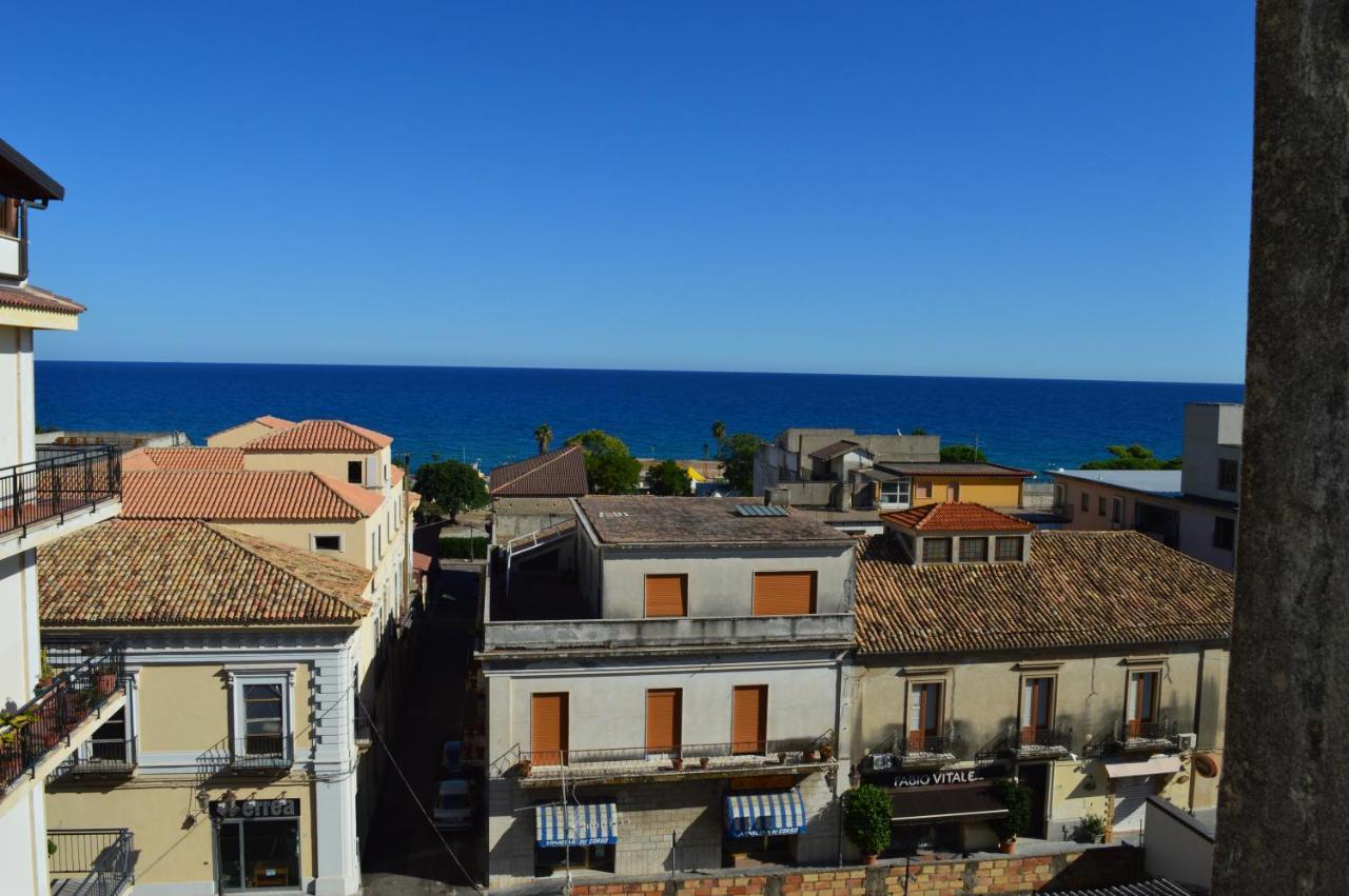 Emerella Guest House Siderno Beach 外观 照片