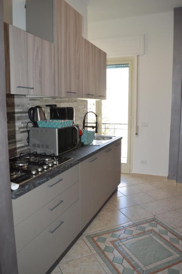 Emerella Guest House Siderno Beach 外观 照片